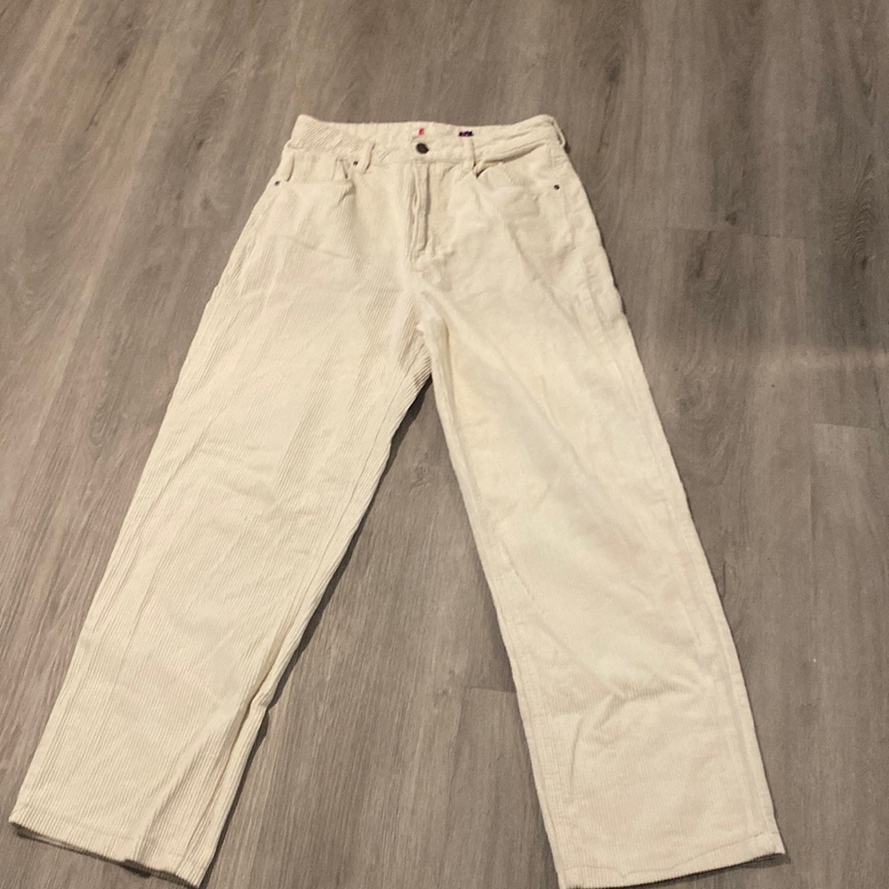 Empyre. White corduroy.